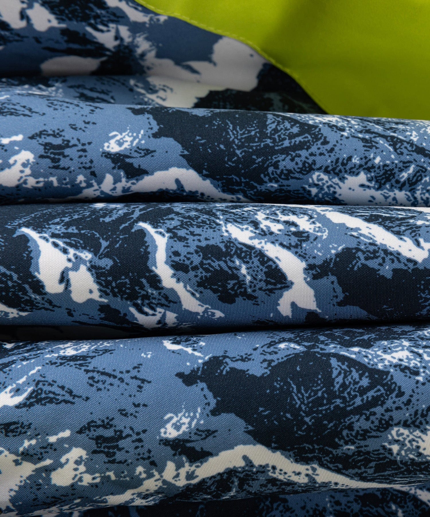 Glacier Print Insulated Hooded Winter Jacket for Men | Outdoor Wear