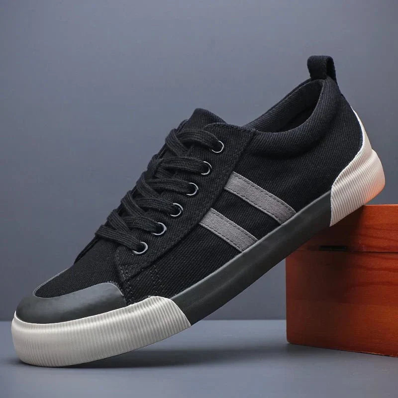Retro Canvas Low Top Sneakers with Stripe Accents for Men | Everyday Wear